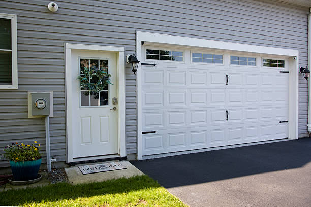 24/7 Emergency Garage Door Roller Replacement experts in Mulberry, AR